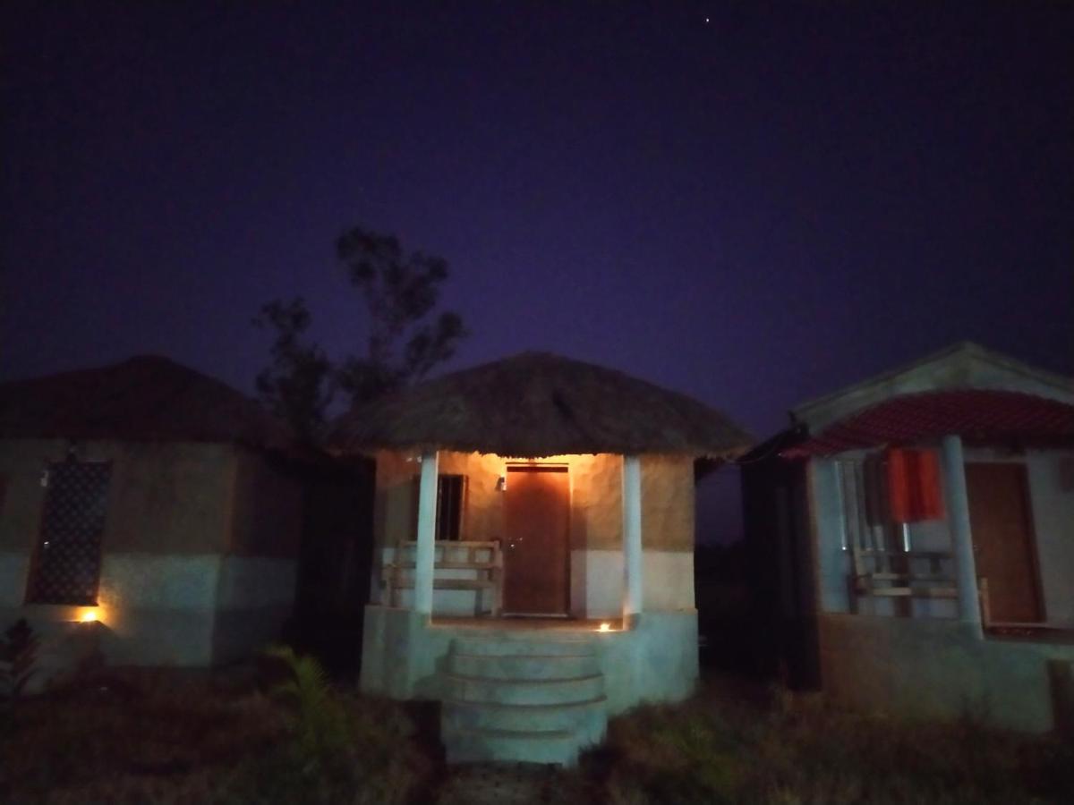 Sundarban Jungle Mahal Resort Gosaba Exterior photo
